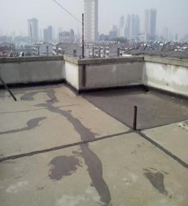 玉龙漏水维修 楼顶漏水是什么原因，楼顶漏水维修方法是什么?